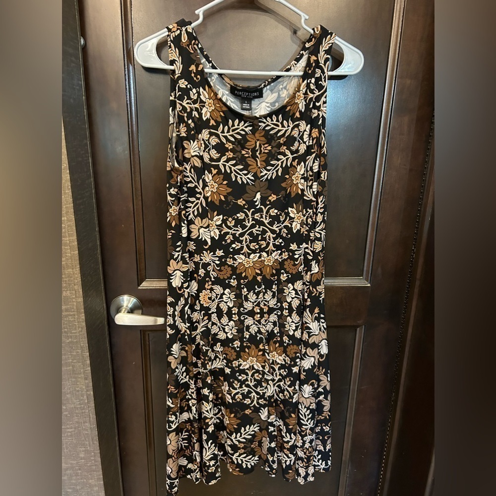 Perceptions New York dress. Sleeveless. Size L